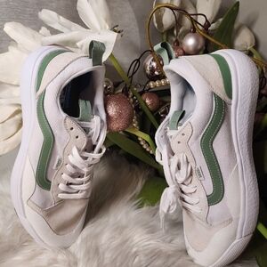 Vans UltraRange EXO Green Marshmallow White Suede Shoes Men's Size8.5